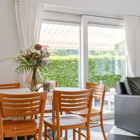 Charming Sea-Side Holiday Villa In Koksijde *