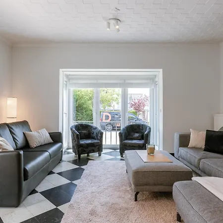 Charming Sea-Side Holiday Villa In Koksijde Hébergement de vacances Coxyde