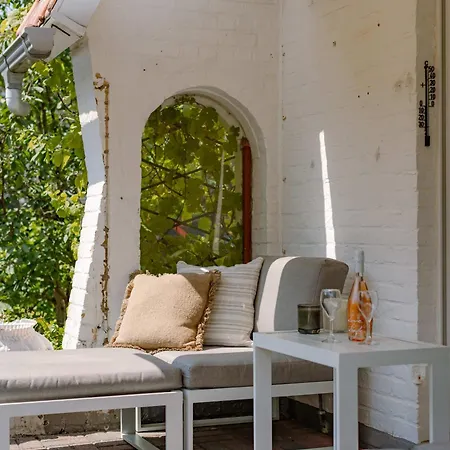 Charming Sea-Side Holiday Villa In Koksijde Coxyde